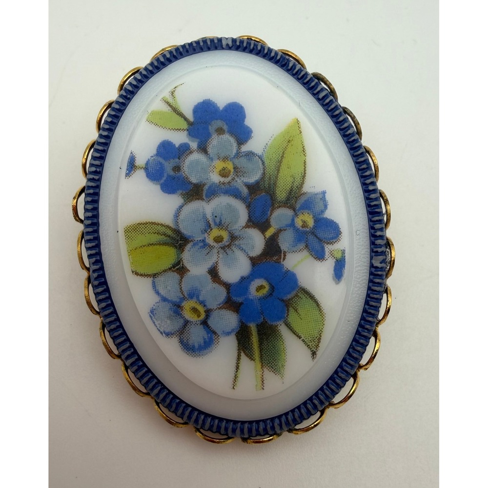 Vintage Blue Forget Me Not Floral Milk Glass Oval‎ Brooch Pendant Gold Tone Q029